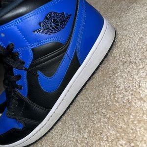 Air Jordan 1 Retro high OG ‘Royal’ size 10.5.